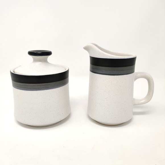 Arrow Stone Black Foot Sugar Bowl and Creamer MCM Stoneware Kasuga Japan 693 - Picture 10 of 16